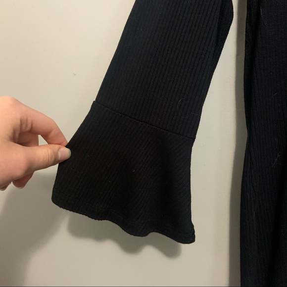 Off the shoulder top - Picture 3 of 4